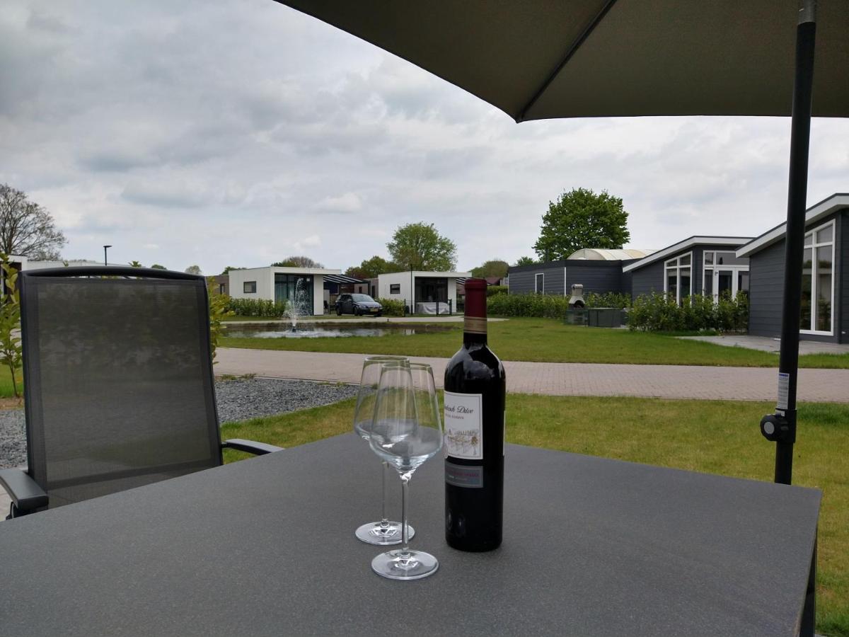 Lathumlodge Met Parkvoorzieningen Экстерьер фото